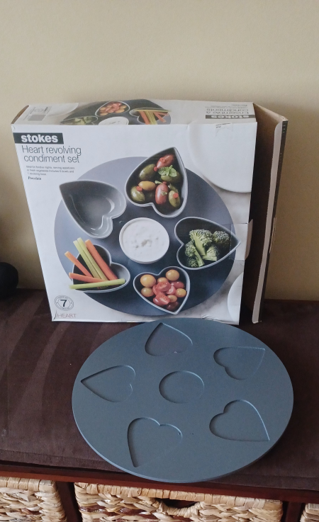 Stokes Heart Revolving Condiment Set - photo 2