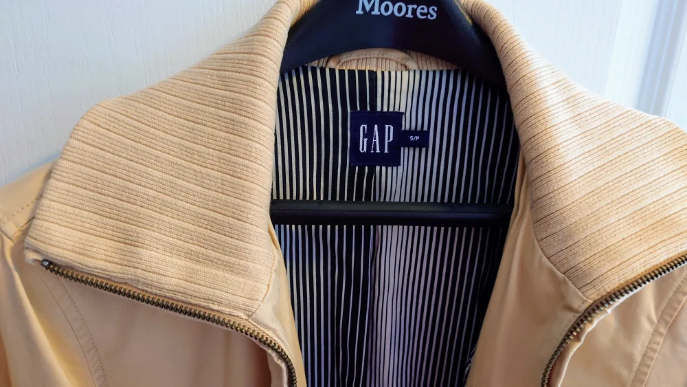 Gap Camel Jacket image indicator(3)