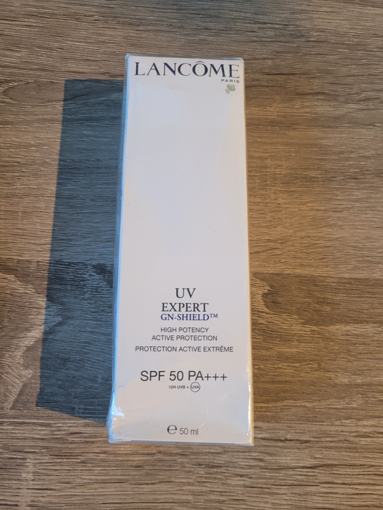 Brand new Lancôme UV Expert GN-Shield SPF 50 Sunscreen 50ml