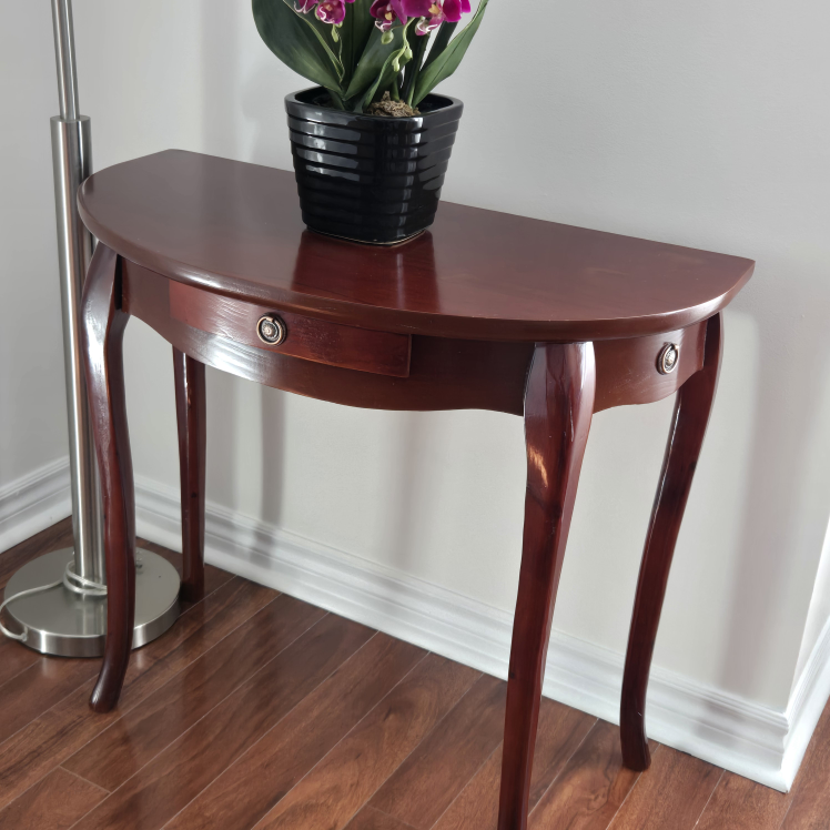Decorative table