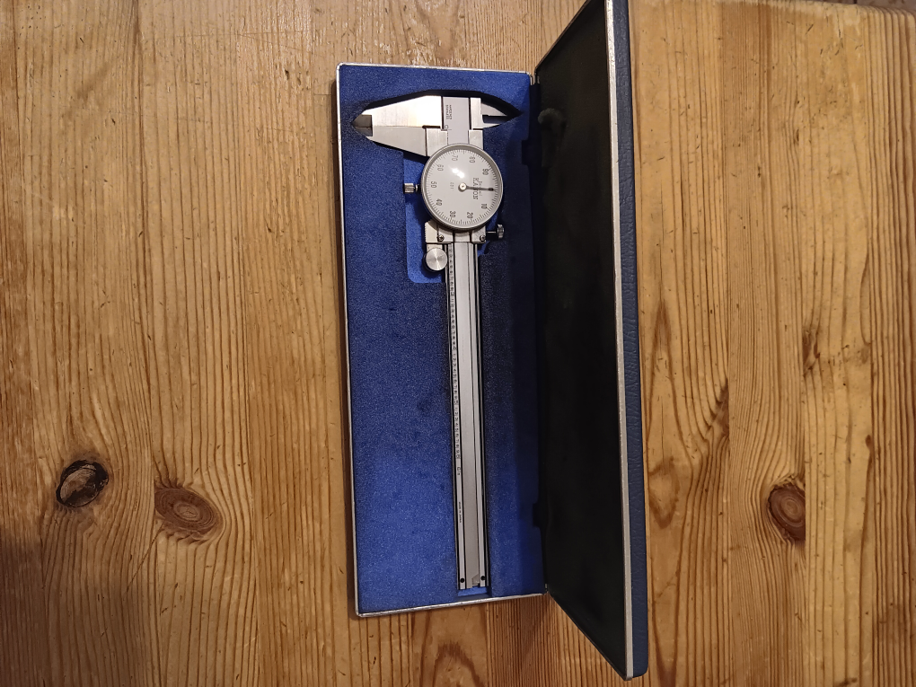 Vintage Bestel Kanon Caliper with Case - photo 2