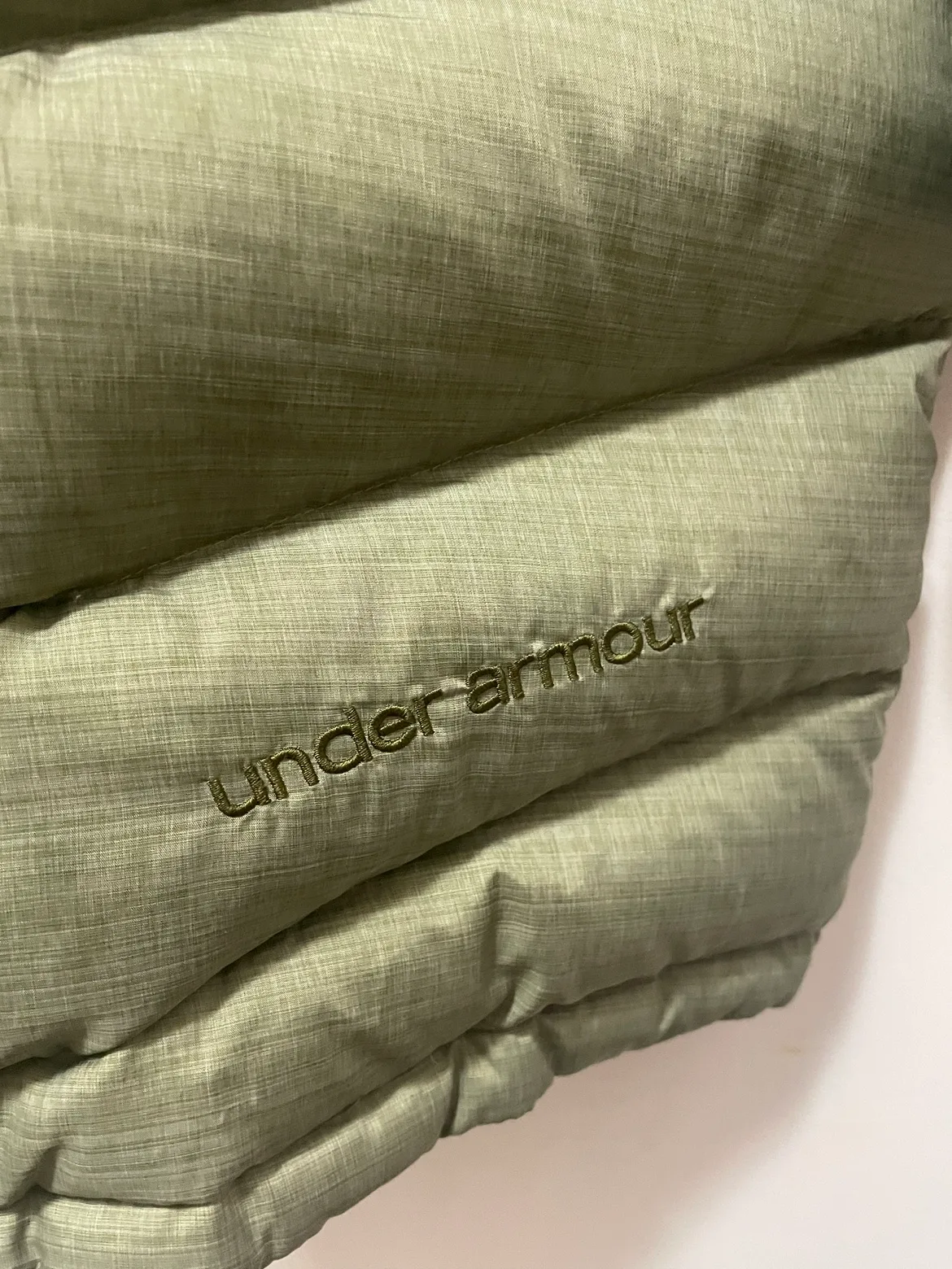 Under Armour Women's Green Down Jacket image indicator(5)