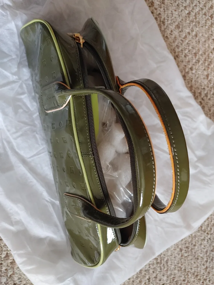 Arcadia Italian Olive Green Patent Leather Handbag image indicator(4)