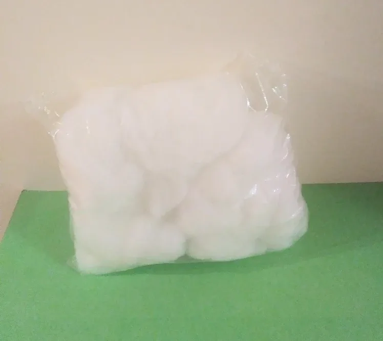 🎄6 Christmas Tree Decorations & Cotton Wool "Snow"🎄 image indicator(3)