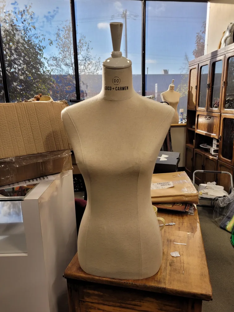 display busts thumbnail