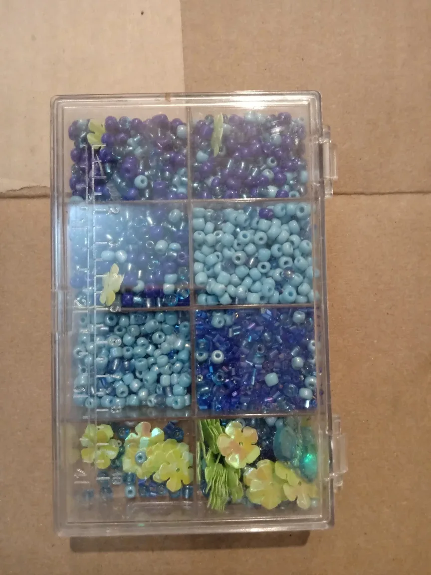 ♥️Free  Art Bead Box thumbnail