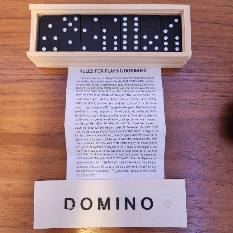 Dominoes Set