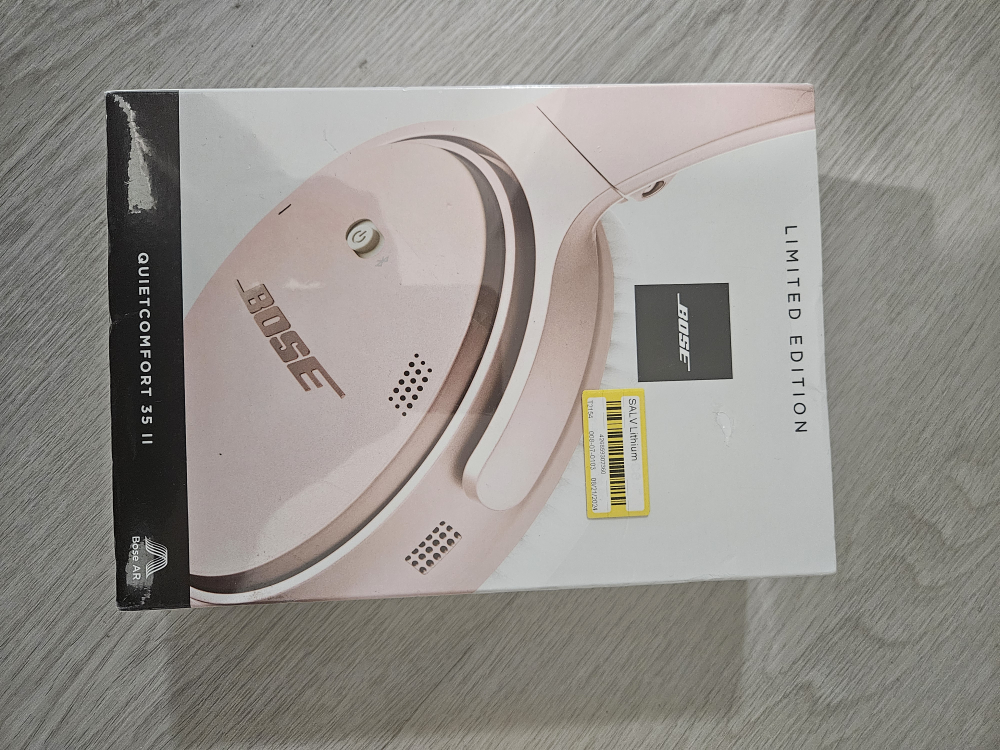 Bose QuietComfort 35 II Wireless Headphones Limited Edition - photo 2