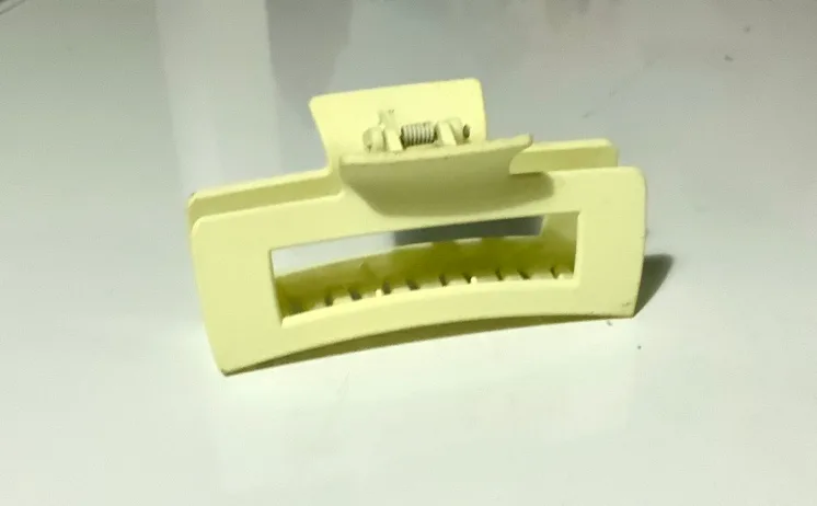 Large Claw Hair Clip 🧡 image indicator(2)