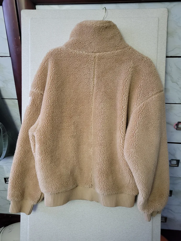 Alo Yoga Teddy Fleece Jacket image indicator(3)