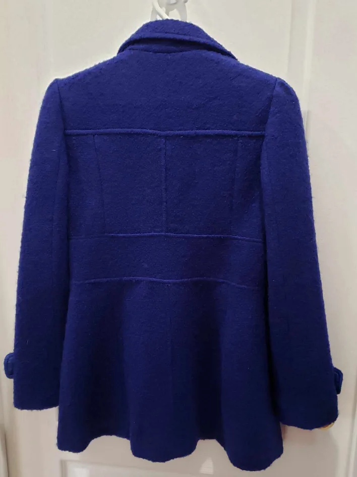 Women's Coat image indicator(3)