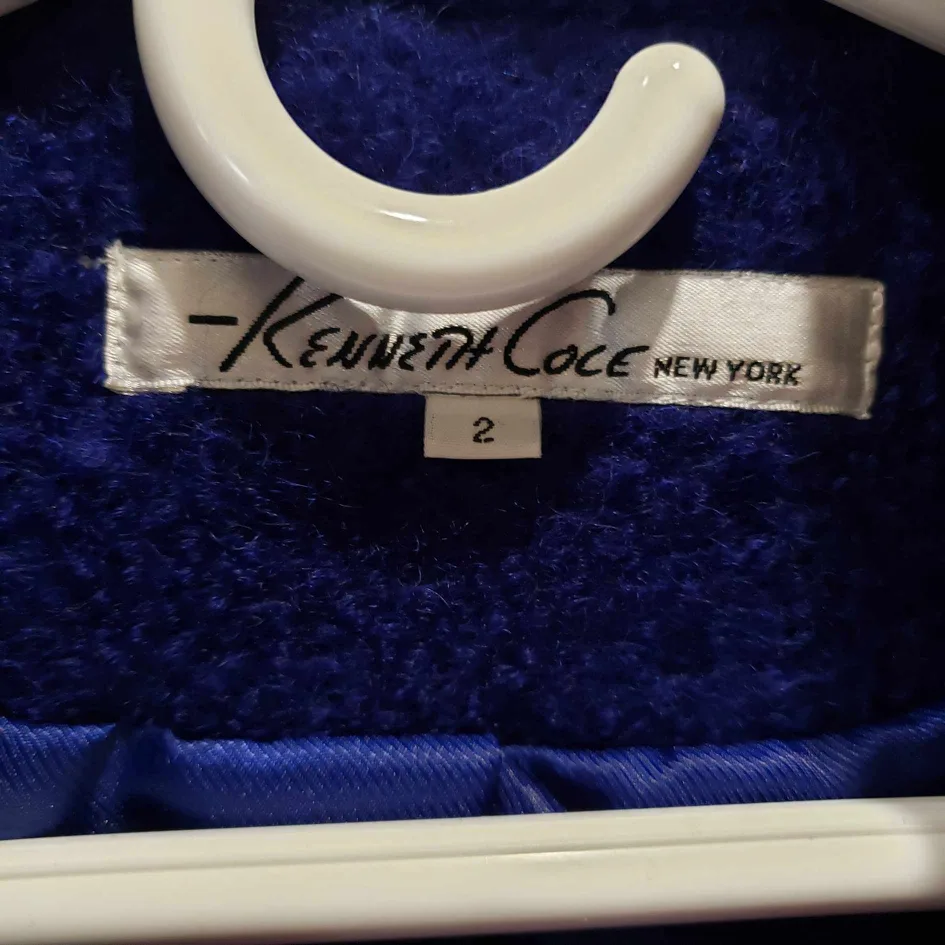 Women's Coat image indicator(4)