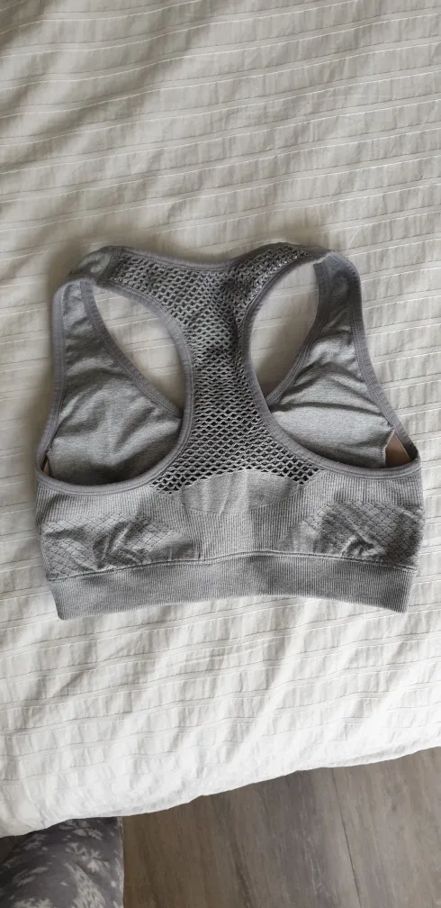4 Joe Fresh Sports Bra and Tank Top Set image indicator(5)