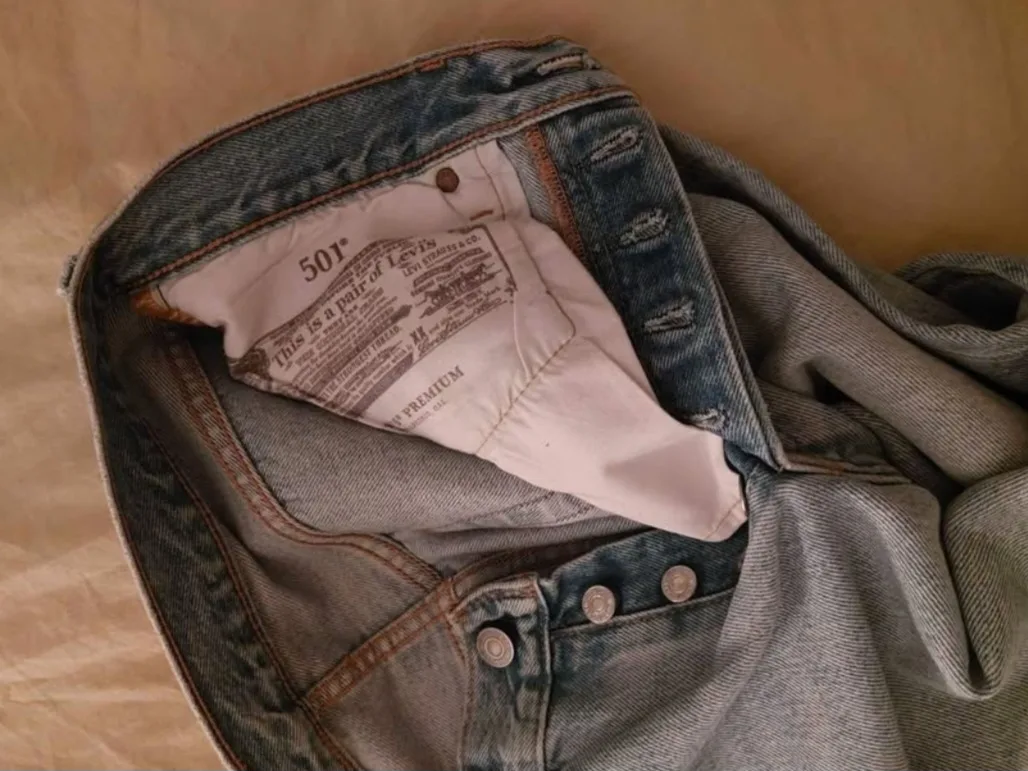 Levi's 501® Jeans image indicator(5)