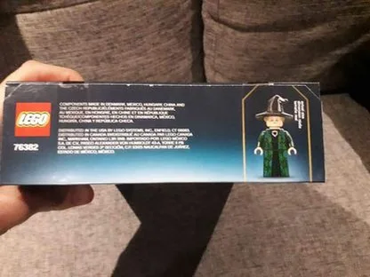 LEGO Harry Potter Hogwarts Transfiguration Class 76382 image indicator(2)