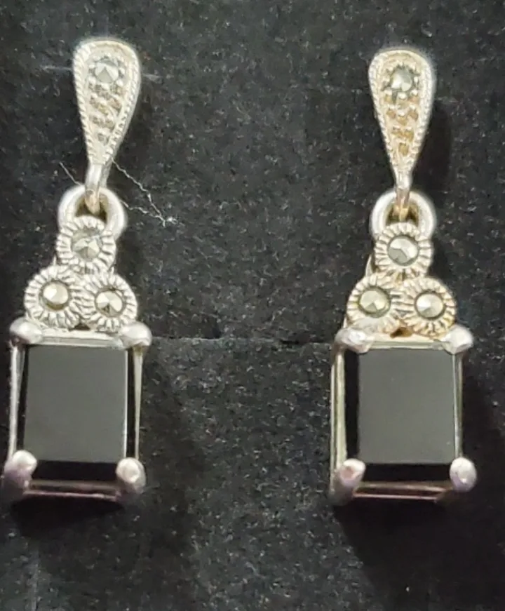 Sterling Silver Black Onyx Drop Earrings image indicator(5)