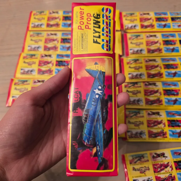 Lot of 12 Power Prop Flying Glider Toys image indicator(3)