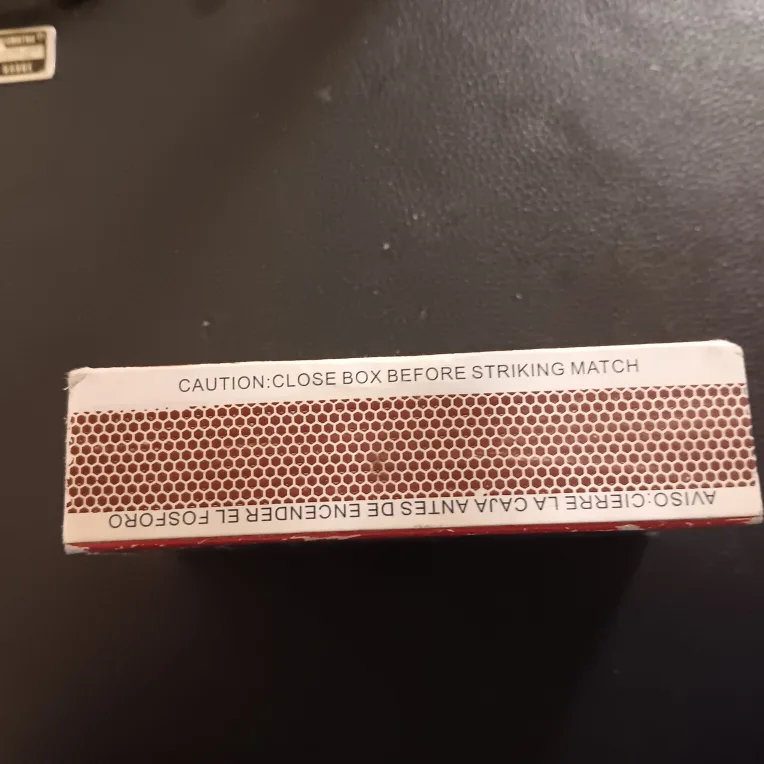 #freecycle Box of Wooden strike Matches image indicator(2)