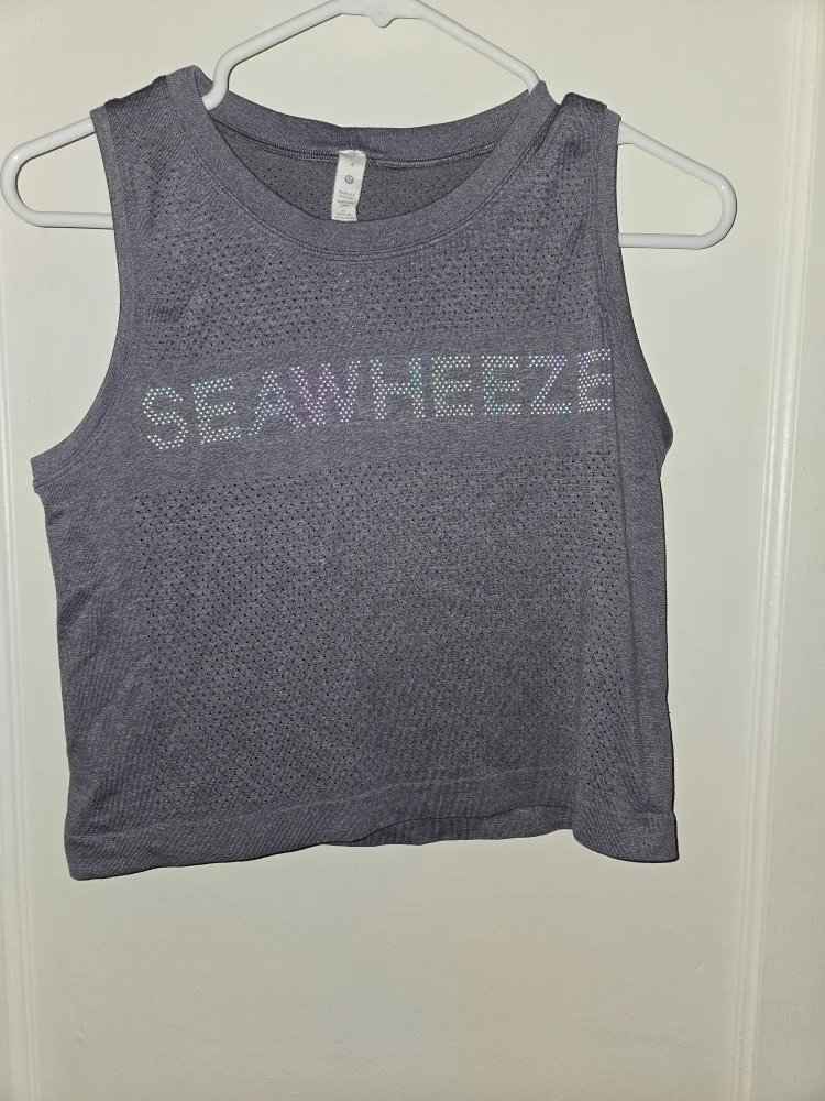 Lululemon Seawheeze Tank image indicator(2)