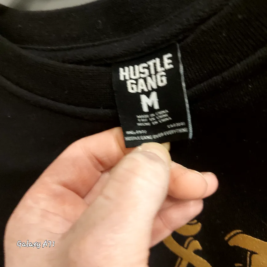 Hustle Gang Black Crewneck Sweatshirt Size M image indicator(3)