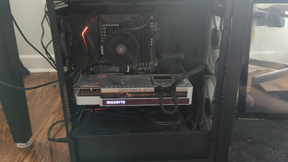 Gaming Desktop - Ryzen 5 5600, 3070 Ti
