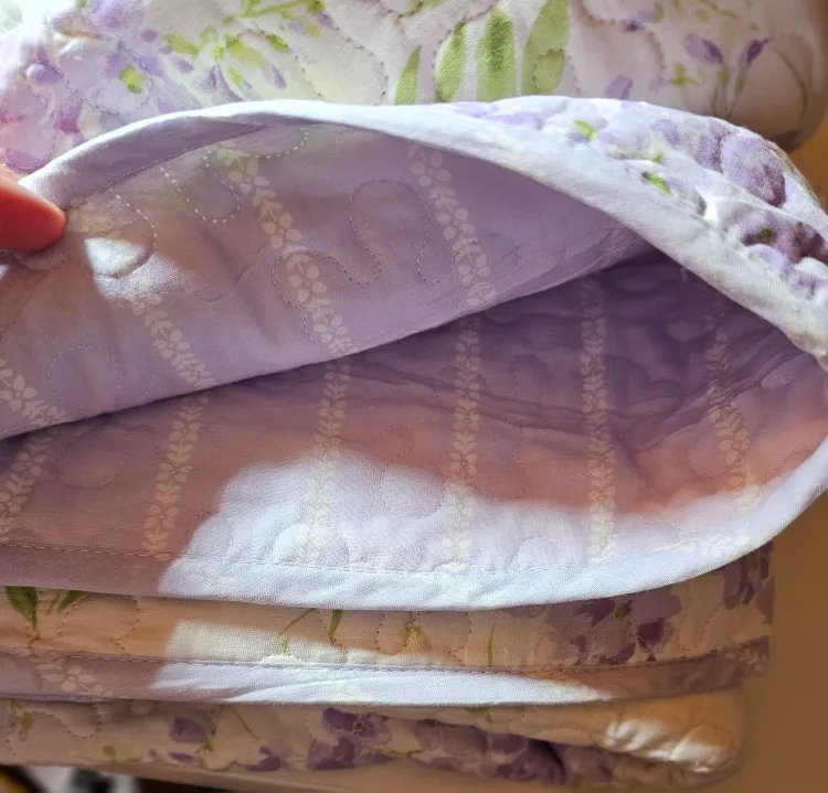 Laura Ashley Full/Queen Quilt Set image indicator(5)