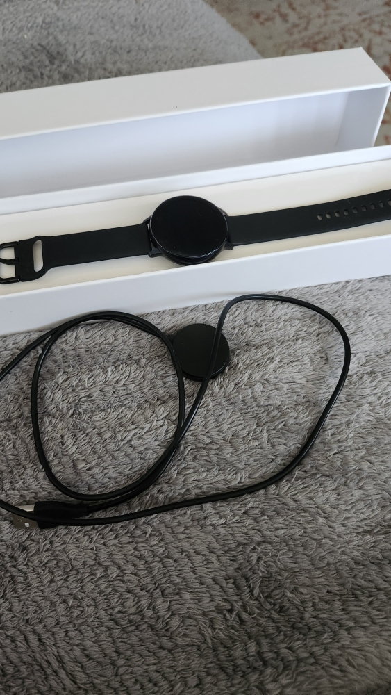 Samsung Active 2 smart watch