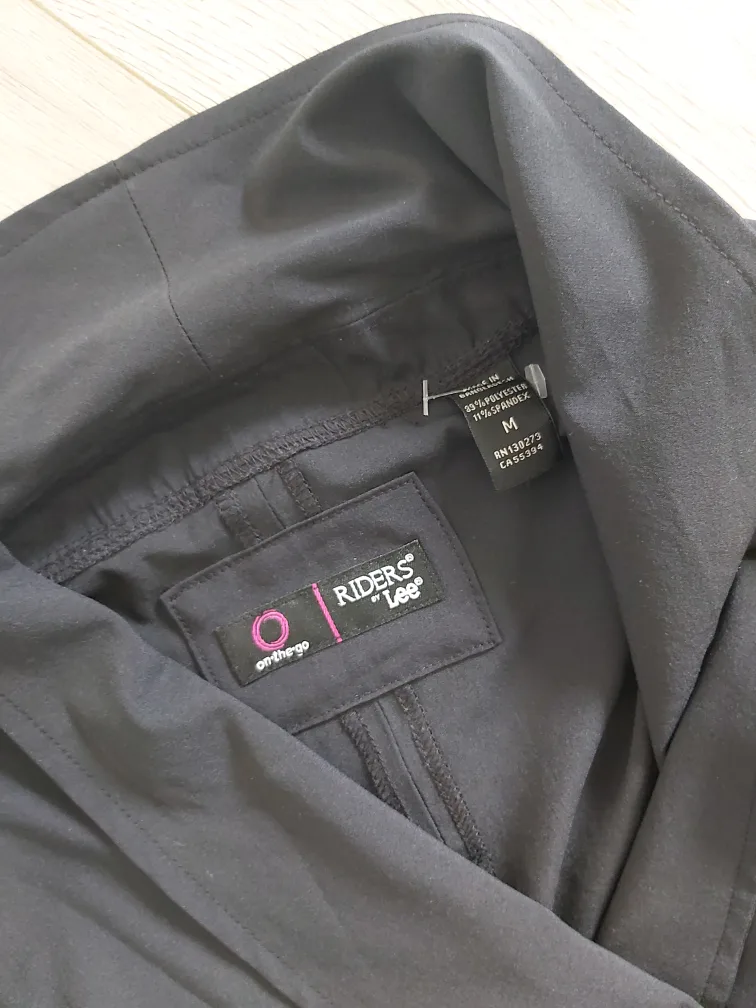 Black Vest image indicator(3)