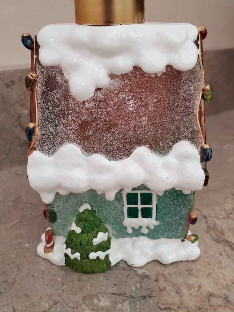 Vintage Christmas House Soap Dispenser image indicator(5)