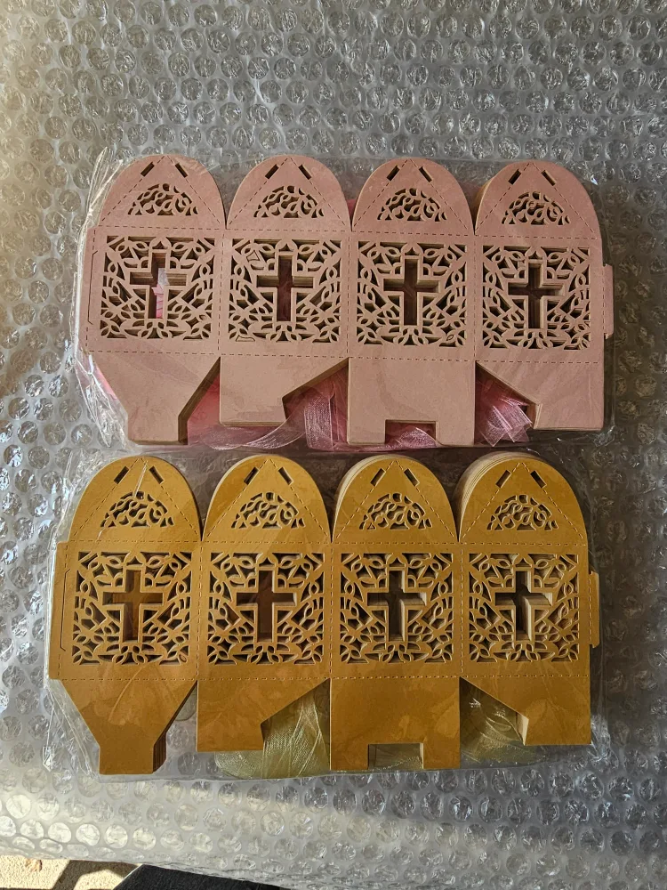 50 Pack of Cross Design Favour Boxes - Pink and yellow image indicator(2)