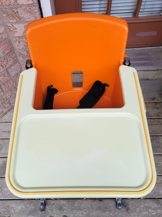 High Chair by Joovy HiLo - photo 2