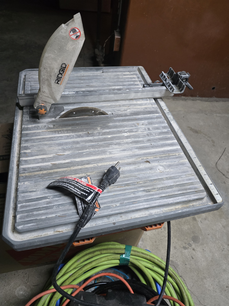 Ridgid Tile Saw - photo 2