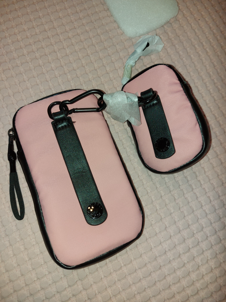 Pink and Black  RUDSAK Phone Case with change bag - photo 4