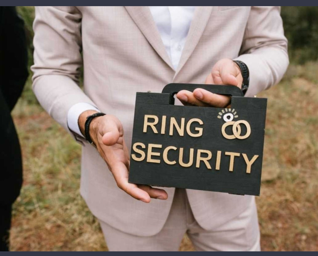 wedding ring boy security box - photo 2