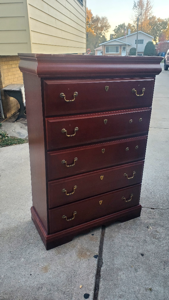 Chest of Drawers