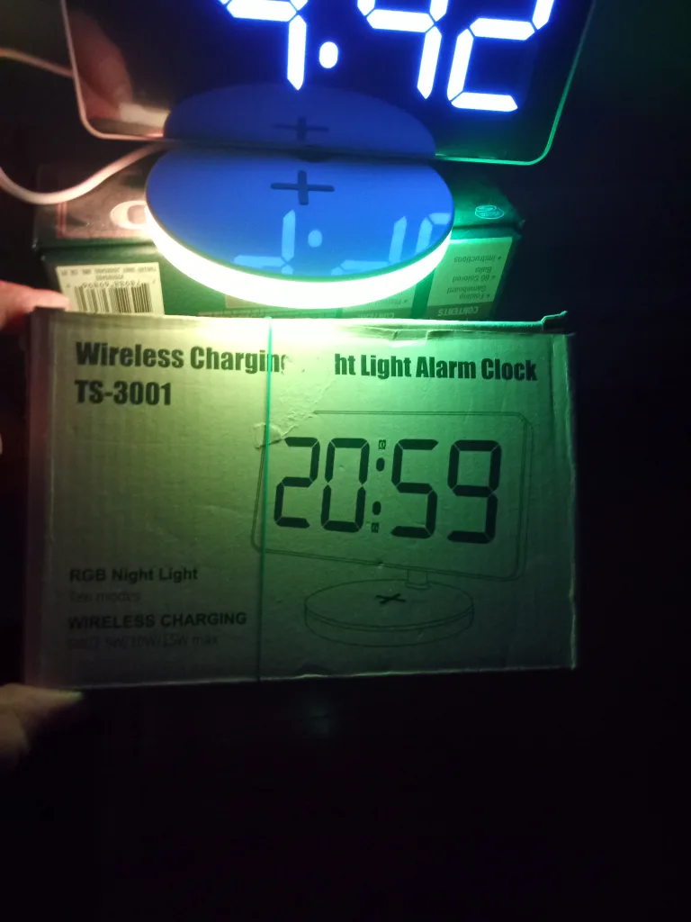 Wireless Charging Night Light Alarm Clock image indicator(3)