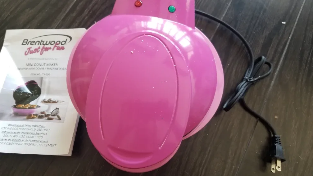 New Brentwood Mini Donut Maker image indicator(7)