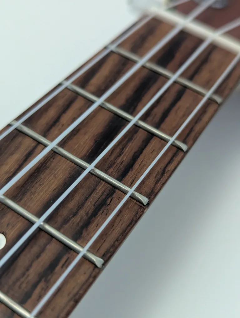 Mainland Soprano Ukulele in solid mahogany image indicator(4)