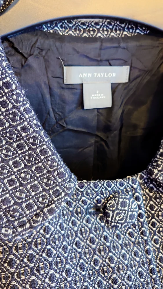 Ann Taylor Black & White Cropped Blazer image indicator(3)