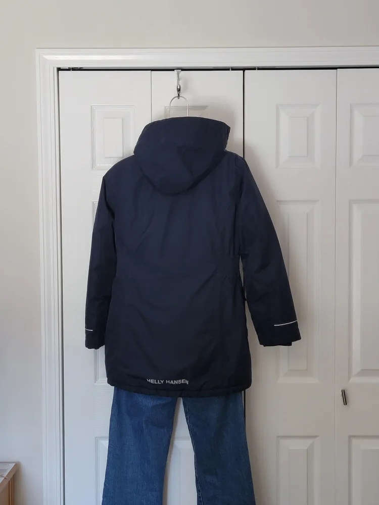 Helly Hansen Winter Jacket - 14 years image indicator(2)