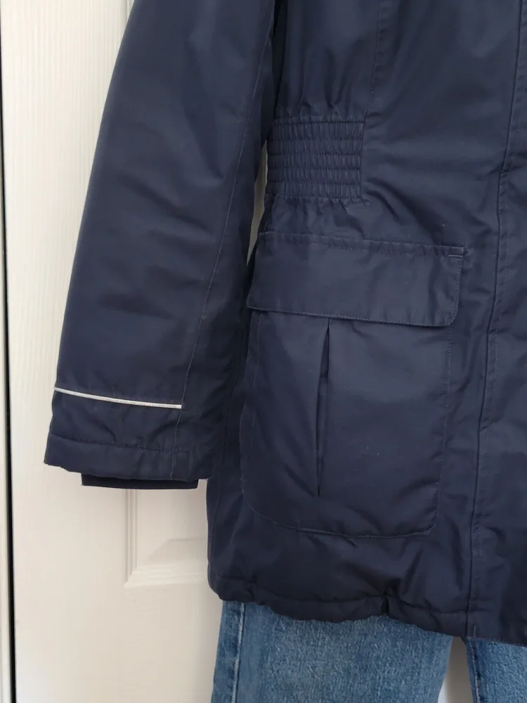 Helly Hansen Winter Jacket - 14 years image indicator(3)