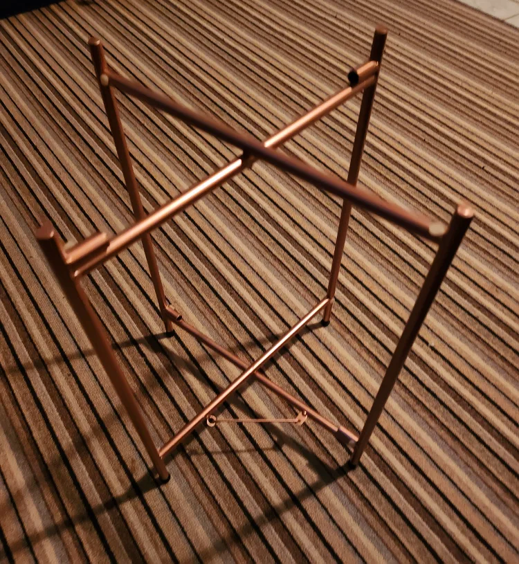 Rose Gold Metal Side Table image indicator(2)