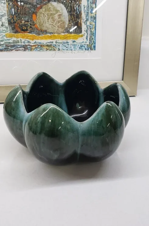 Blue Mountain pottery green lotus vase thumbnail