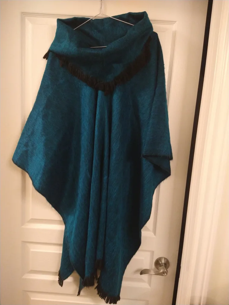 Teal Alpaca Poncho#ThriftyPicks image indicator(2)