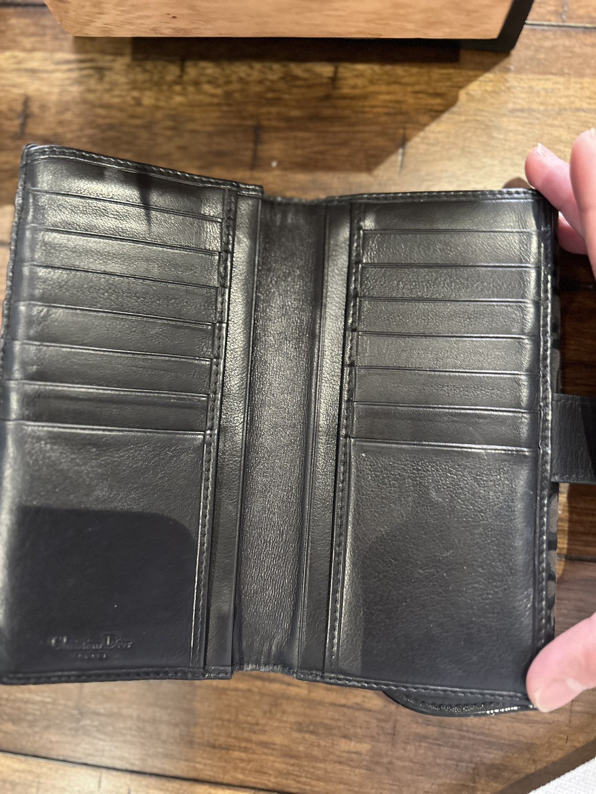 For Sale: Preloved Authentic Long Wallet with Aftermarket Chain - photo 3