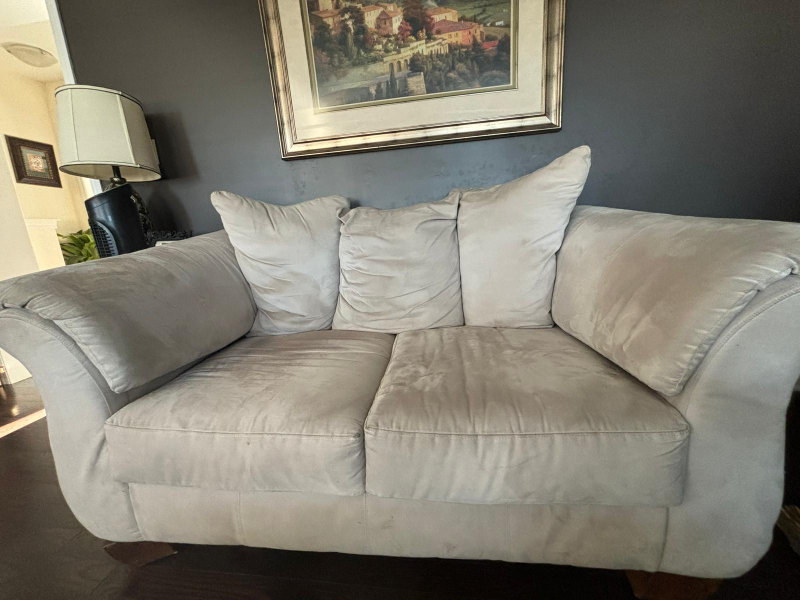 FREE SOFA SET Loveseat and 3 Seater Sofa - photo 2