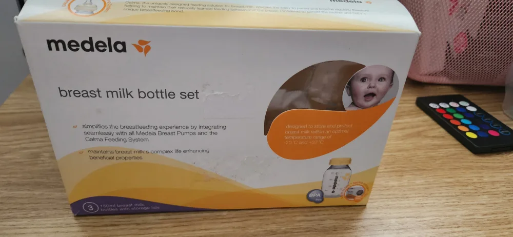 Medela Breast Milk Bottle Set thumbnail