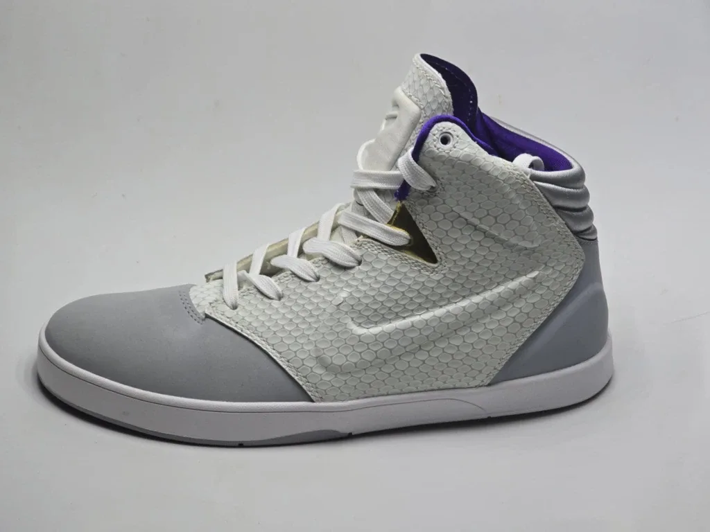 Nike Kobe 9 NSW Lifestyle Size 7.5 image indicator(2)