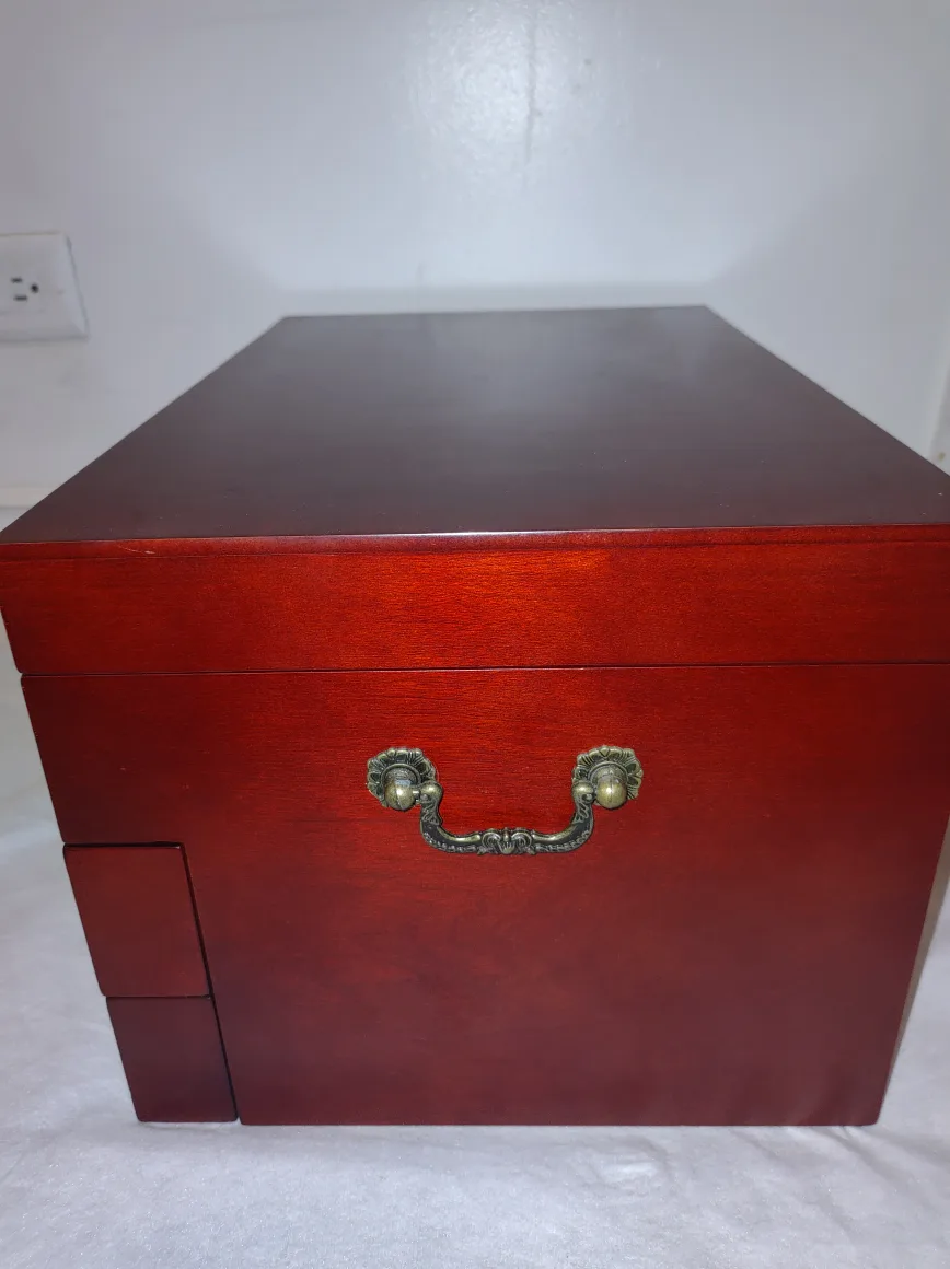 Wooden Silverware Storage image indicator(7)