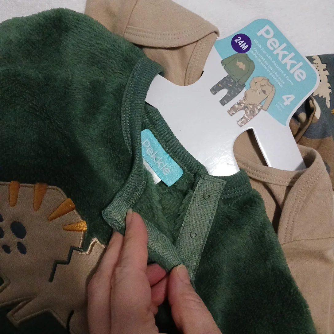 NEW Pekkle 4 piece set for baby boy image indicator(4)